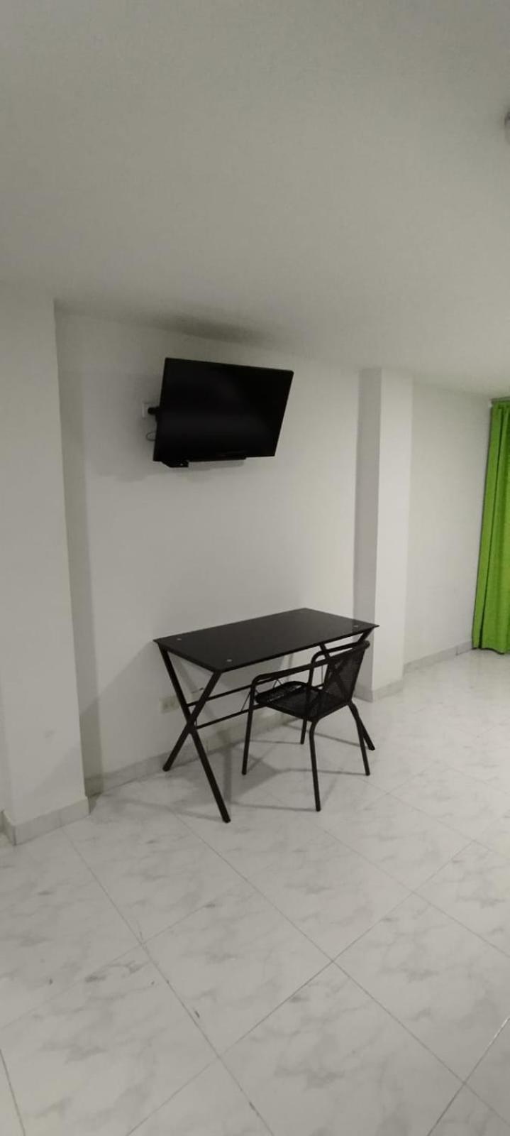 Hotel Paradise Lleras 2*